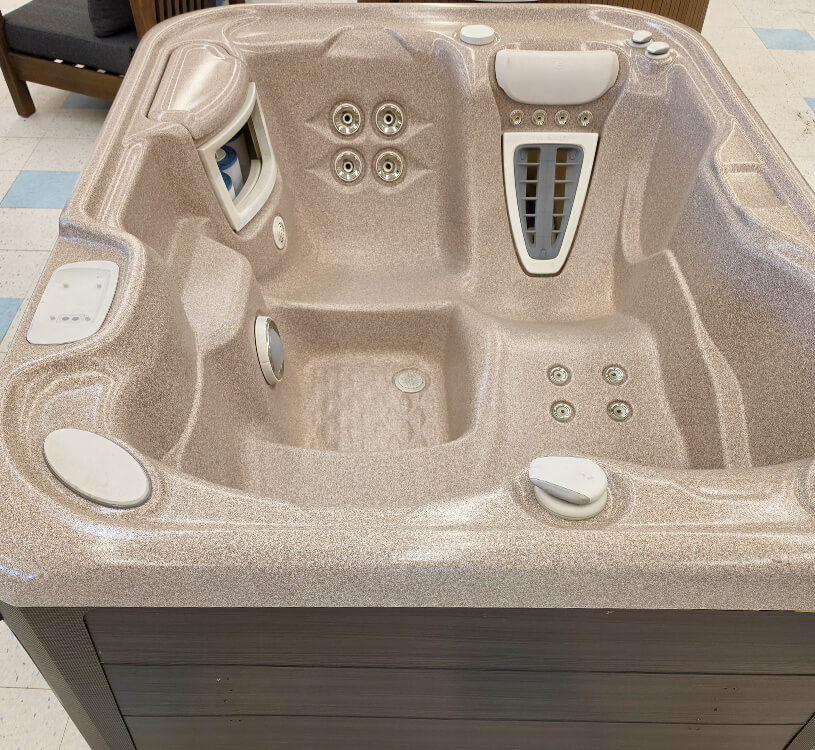 2020 Hot Spring Jetsetter - Salt System Ready